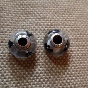2 pandora beads